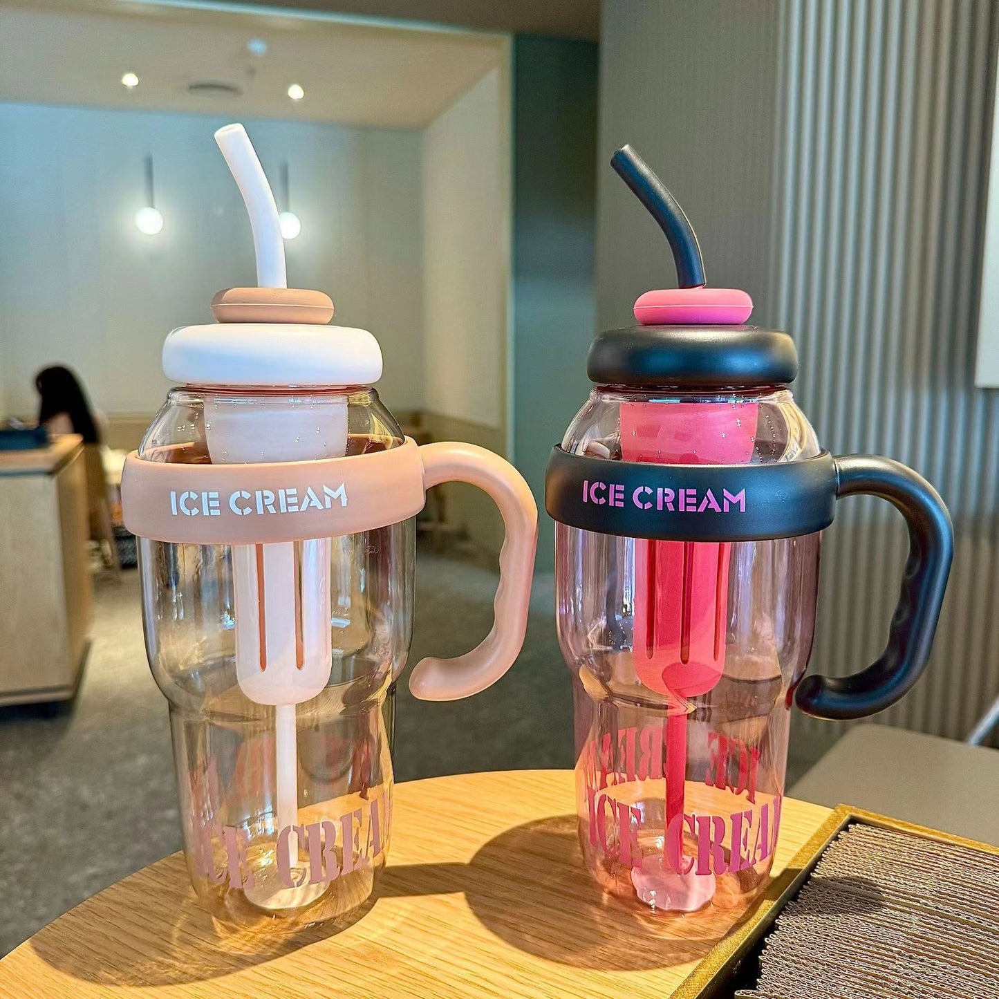 Large capacity plastic cup outdoor sports portable water bottle food grade