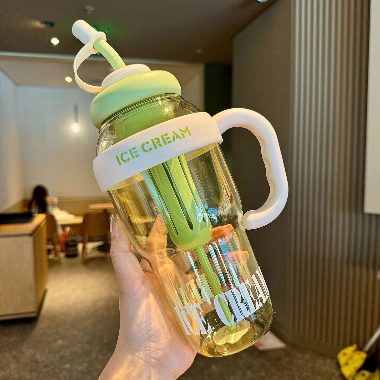 Large capacity plastic cup outdoor sports portable water bottle food grade