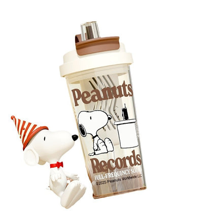 Snoopy Children's Plastic Large Capacity Straw Plastic Cup
