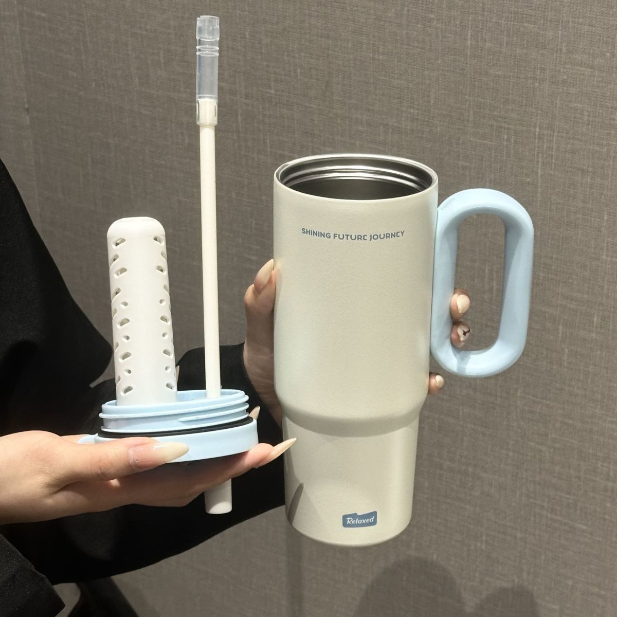 304 Stainless Steel Insulated Cup with Handle and Straw, Compatible with Car Cup Holder