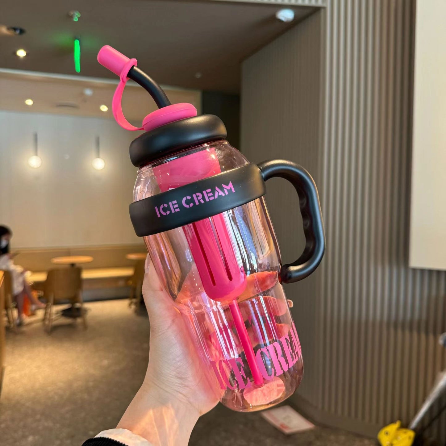 Large capacity plastic cup outdoor sports portable water bottle food grade